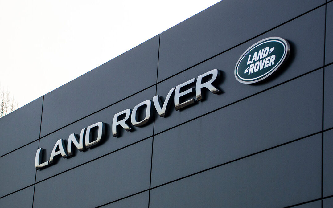Independent Auto Shops Gear Up for a New Era in Land Rover Rebuilds